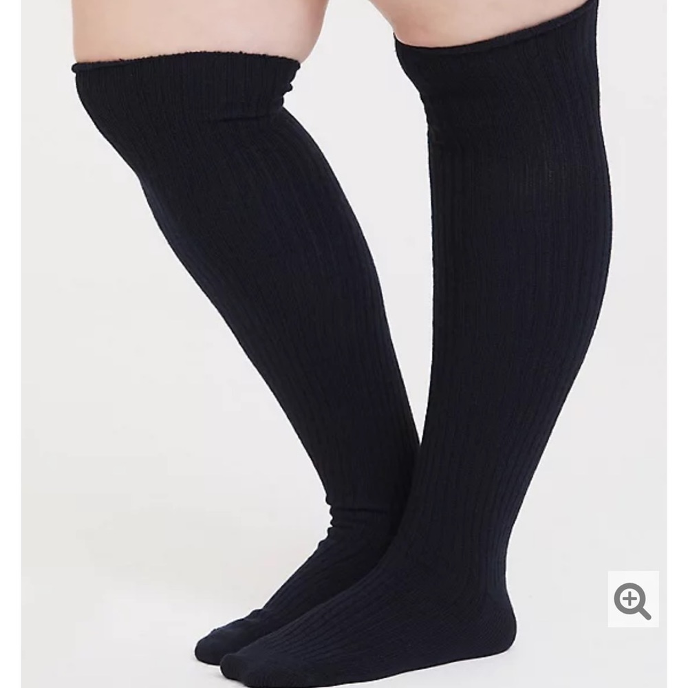 ❌Sold❌TORRID NAVY & GREY OVER-THE-KNEE SOCKS PACK